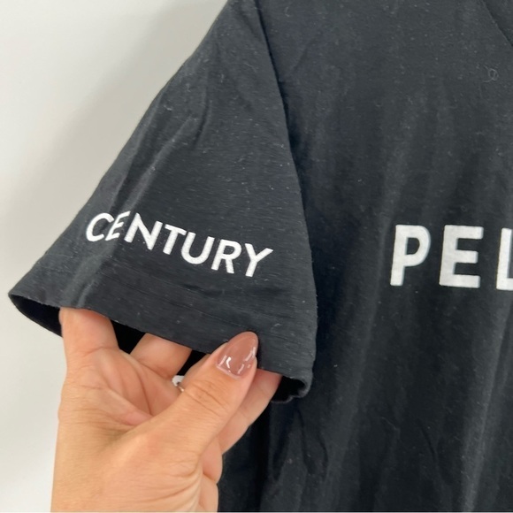 PELOTON v neck t-shirt - Picture 3 of 4